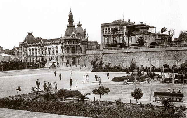 Vistas del Paseo de Alfonso XII .